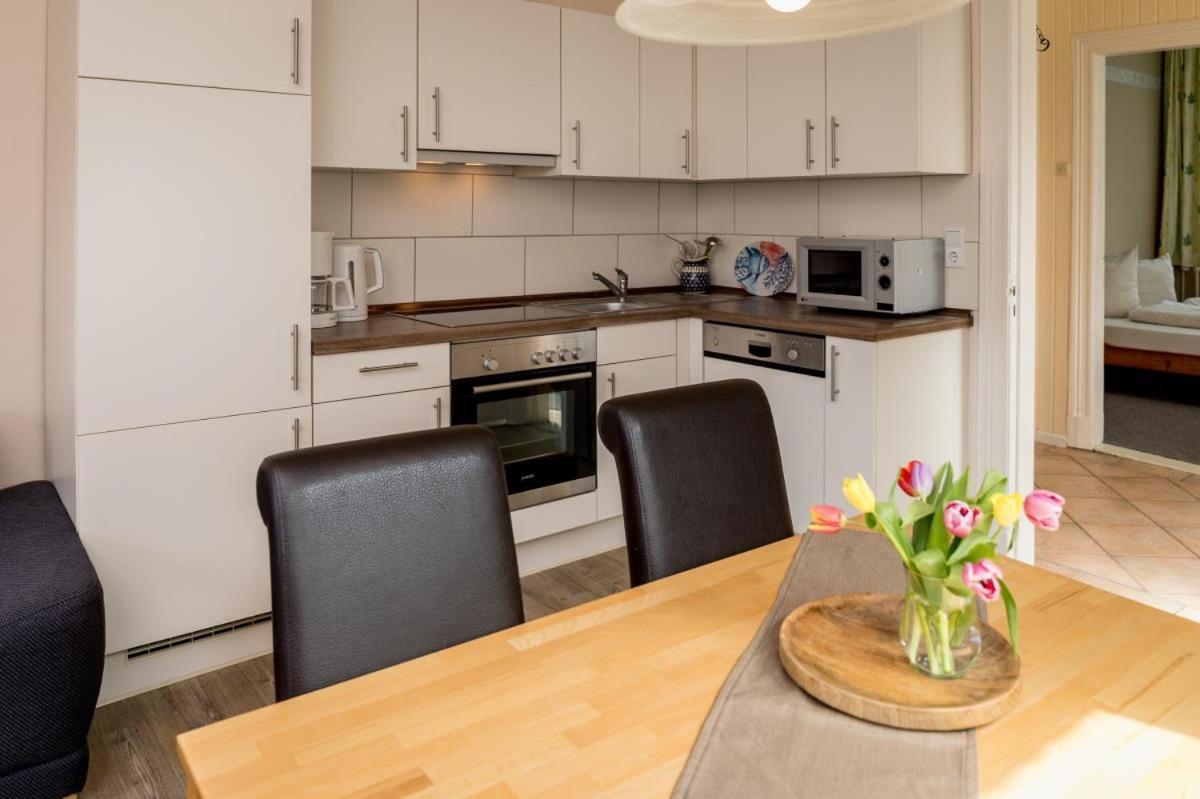 Friesenhof Janssen - Urlaub Auf Dem Bauernhof Appartement Neuharlingersiel Buitenkant foto