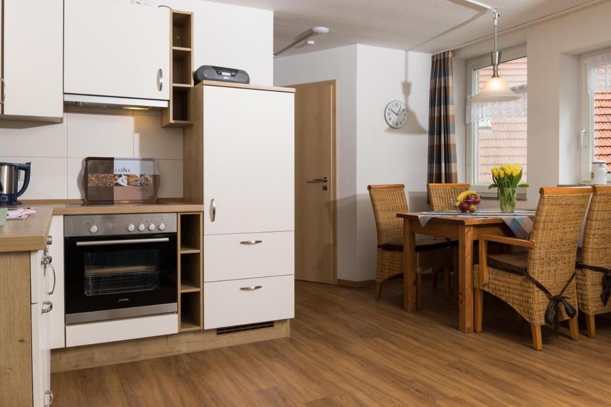 Friesenhof Janssen - Urlaub Auf Dem Bauernhof Appartement Neuharlingersiel Buitenkant foto