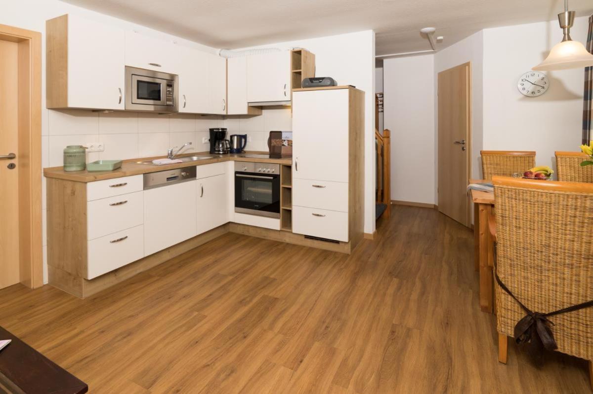 Friesenhof Janssen - Urlaub Auf Dem Bauernhof Appartement Neuharlingersiel Buitenkant foto