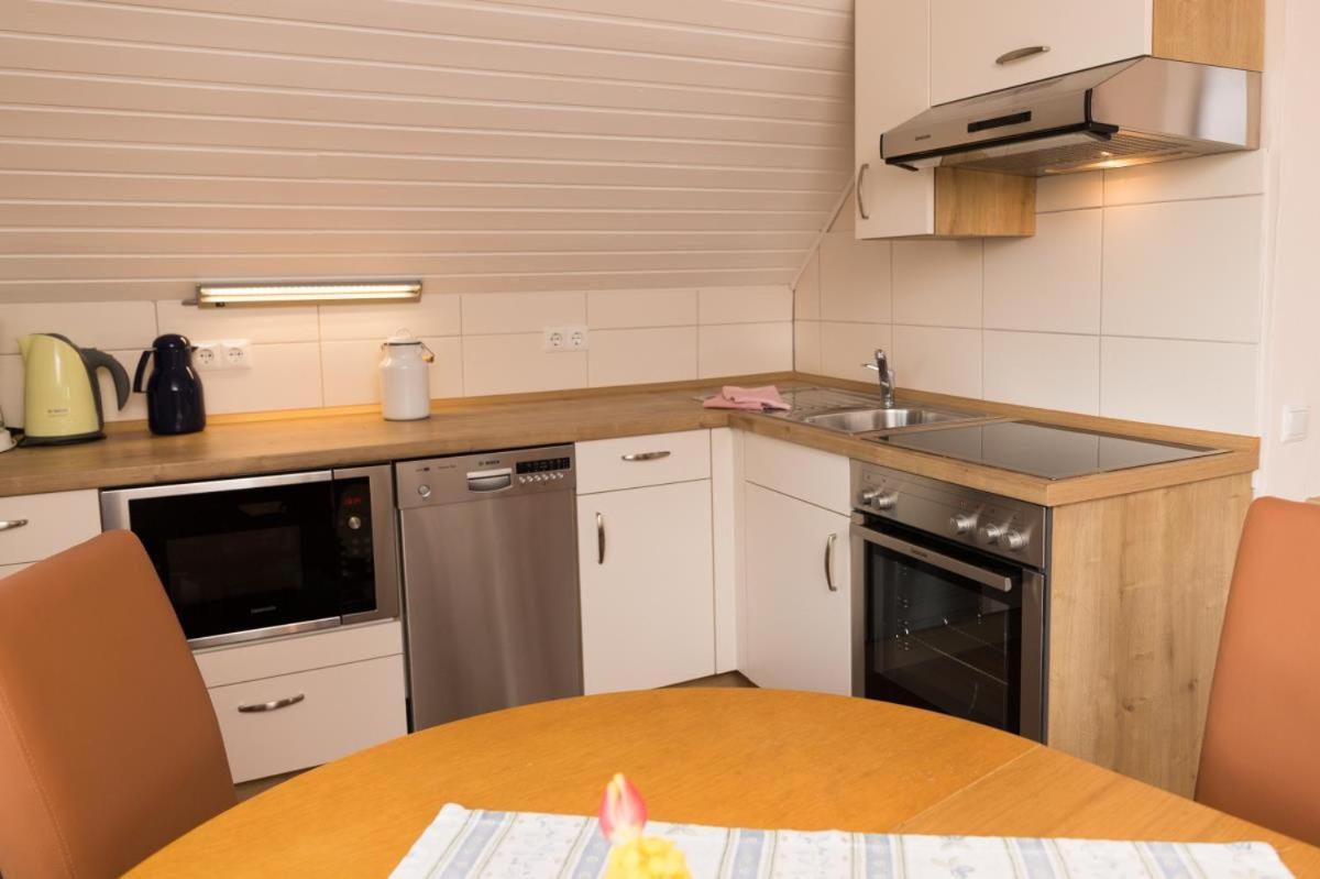 Friesenhof Janssen - Urlaub Auf Dem Bauernhof Appartement Neuharlingersiel Buitenkant foto