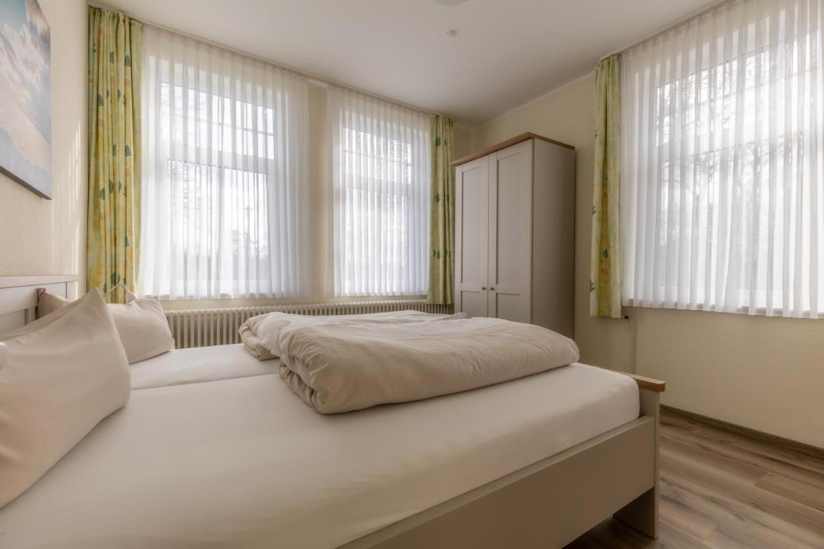 Friesenhof Janssen - Urlaub Auf Dem Bauernhof Appartement Neuharlingersiel Buitenkant foto