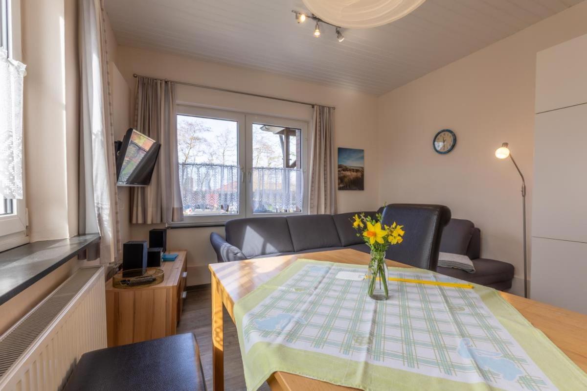 Friesenhof Janssen - Urlaub Auf Dem Bauernhof Appartement Neuharlingersiel Buitenkant foto