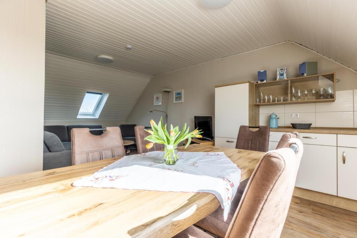 Friesenhof Janssen - Urlaub Auf Dem Bauernhof Appartement Neuharlingersiel Buitenkant foto